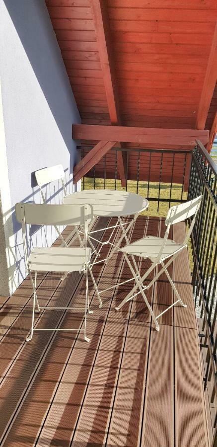 Apartamento Lawendowy Zakatek Kołczewo Exterior foto